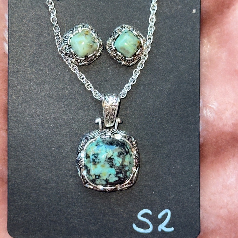High-quality fashion jewelry